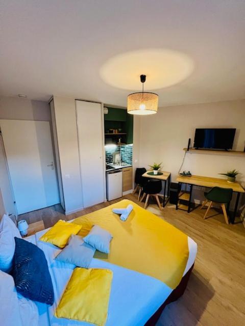 Neoresid - Residence Saint Germain Amiens Bagian luar foto